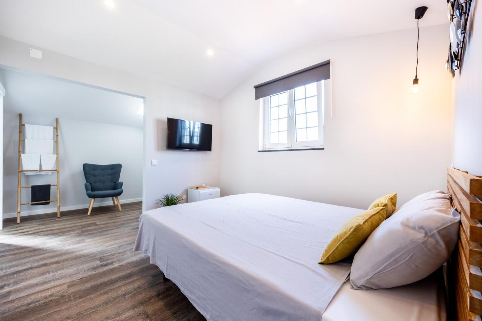 Angra Charming Suites By Seewest Angra do Heroísmo Exteriér fotografie