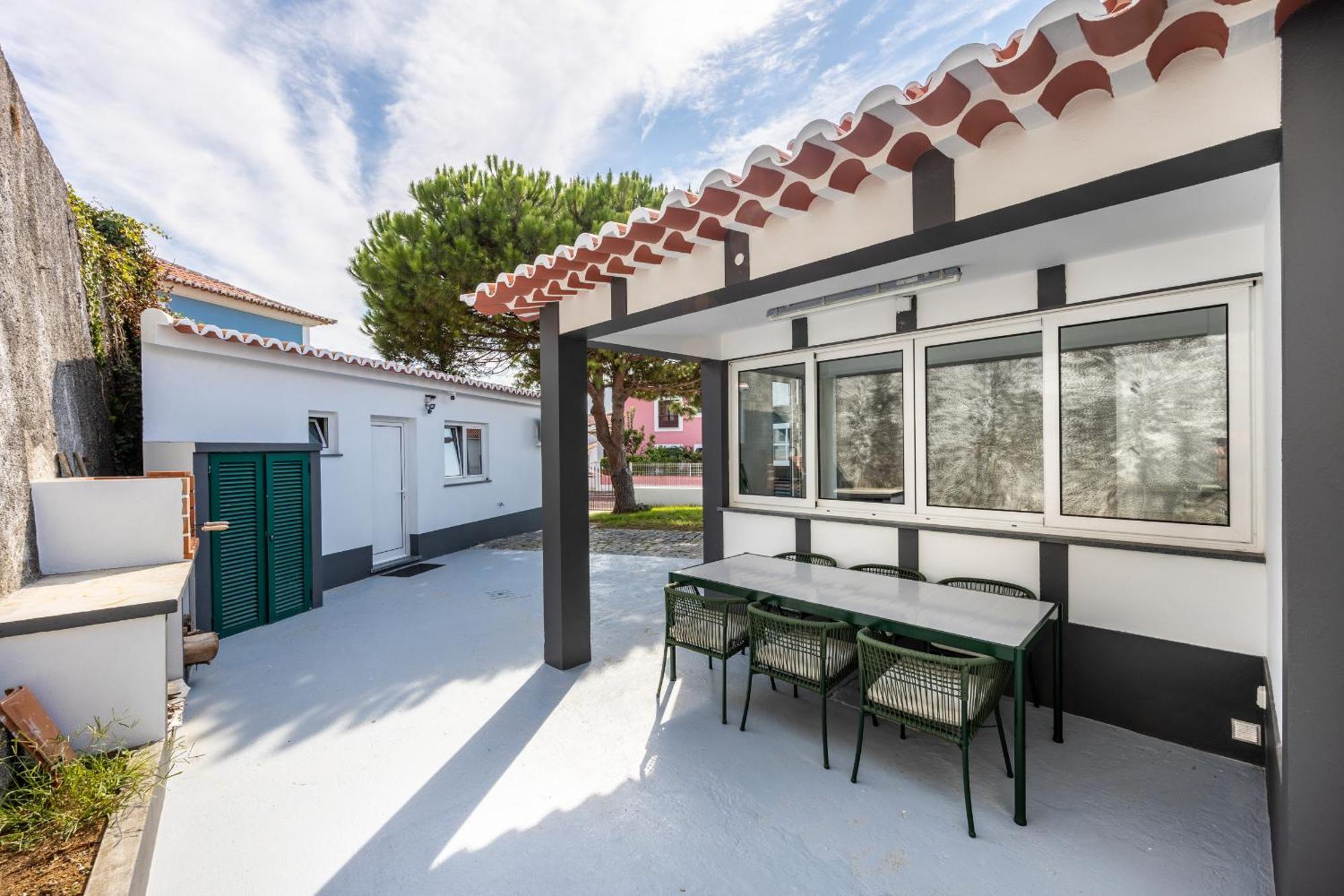 Angra Charming Suites By Seewest Angra do Heroísmo Exteriér fotografie